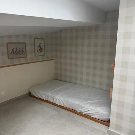 Apartment Family House